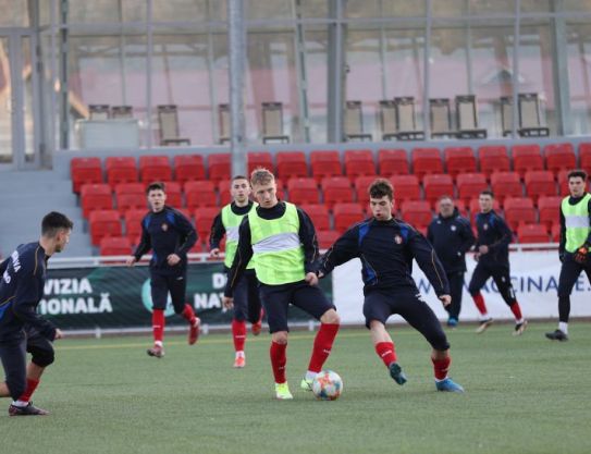 4 jugadores en el equipo juvenil de Moldavia