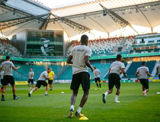 Antrenament inainte de "Legia"