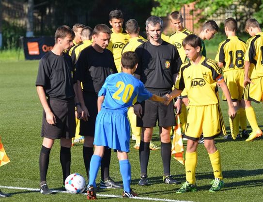 Jeunes joueurs de l’Académie de football Sheriff